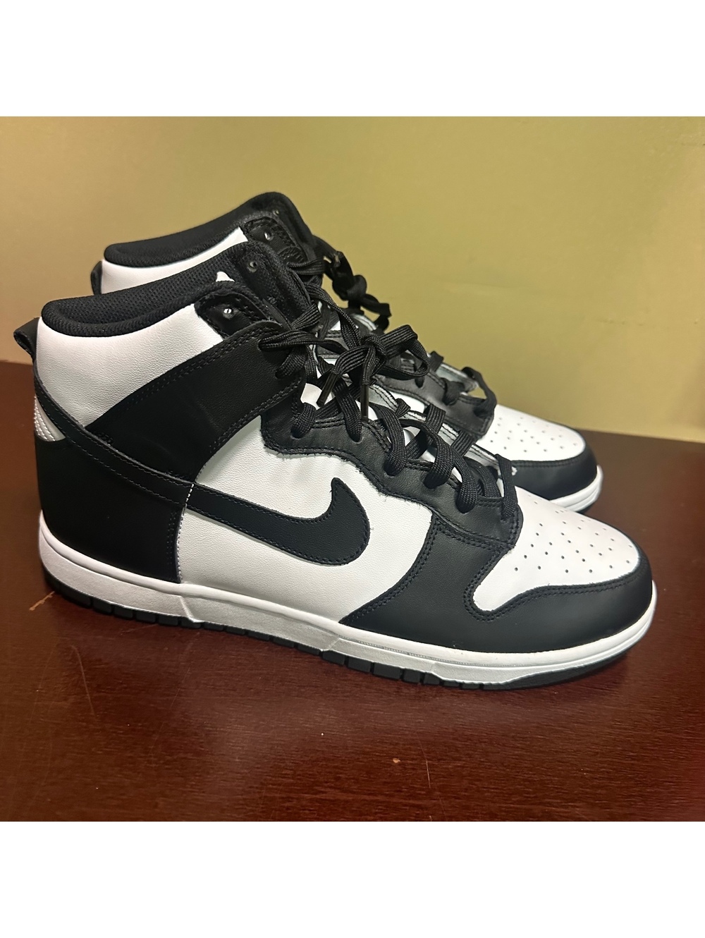 NIKE DUNK HIGH RETRO 'Black White' sneakers Size 11.5 Mens - DD1399-105